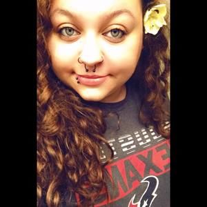 Meet your Posher, Aly